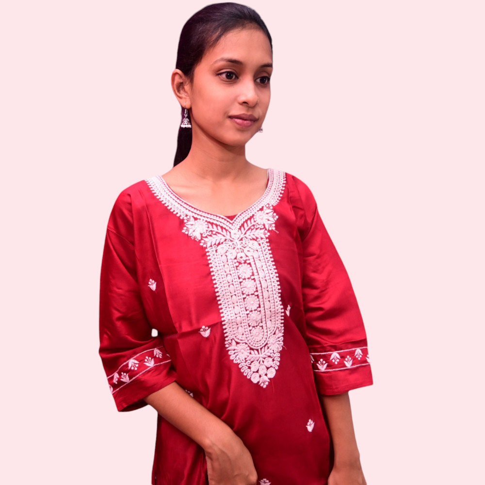 Chikonkari Kurti