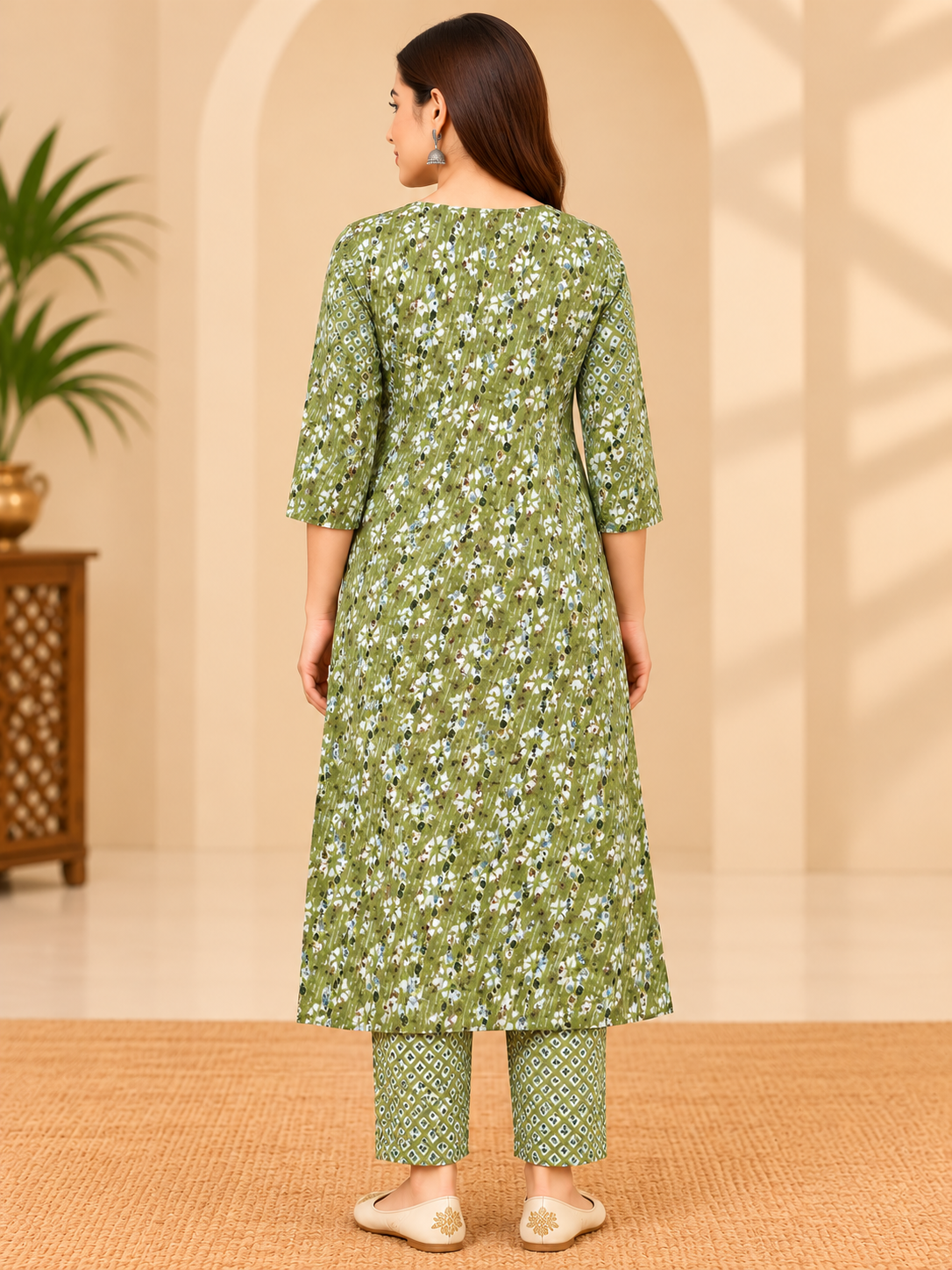 Women's Olive Green Printed Kurta Pant Set with Dupatta Thumbnail